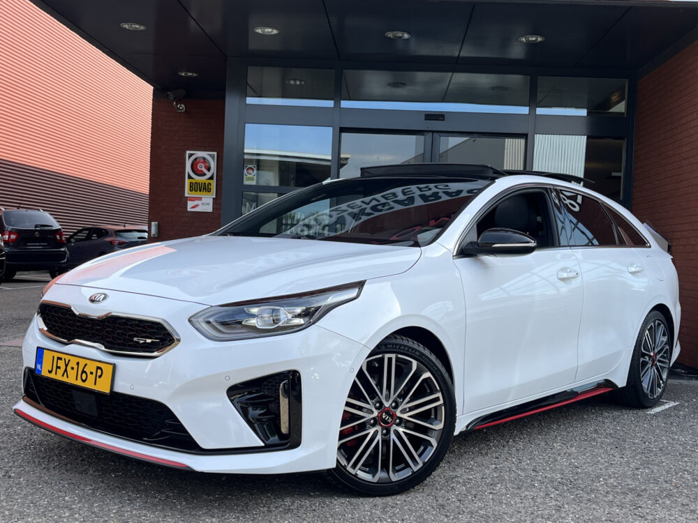 Kia ProCeed 1.6 T-GDI GT // FULL LED // PANO/SCHUIFKANTELDAK // ADAPTIV CRUISE // NAVI + CARPLAY // CAMERA // MEMORY SEAT 1