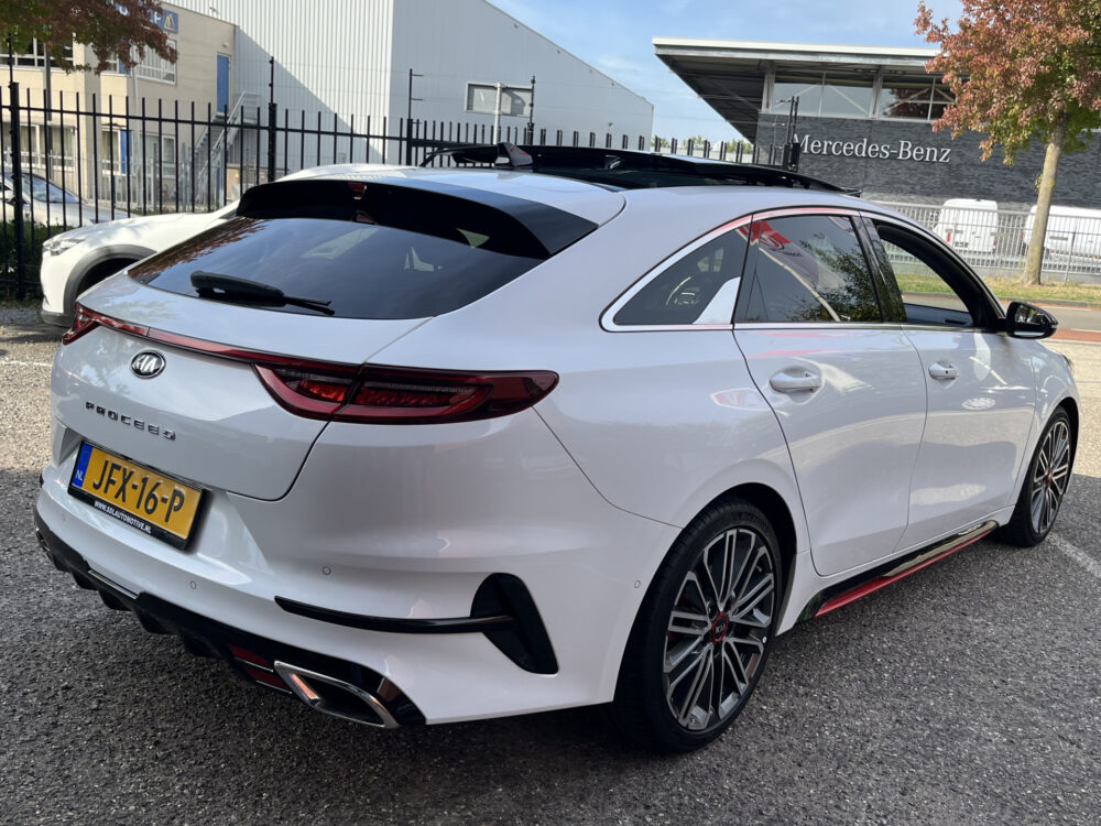 Kia ProCeed 1.6 T-GDI GT // FULL LED // PANO/SCHUIFKANTELDAK // ADAPTIV CRUISE // NAVI + CARPLAY // CAMERA // MEMORY SEAT 4
