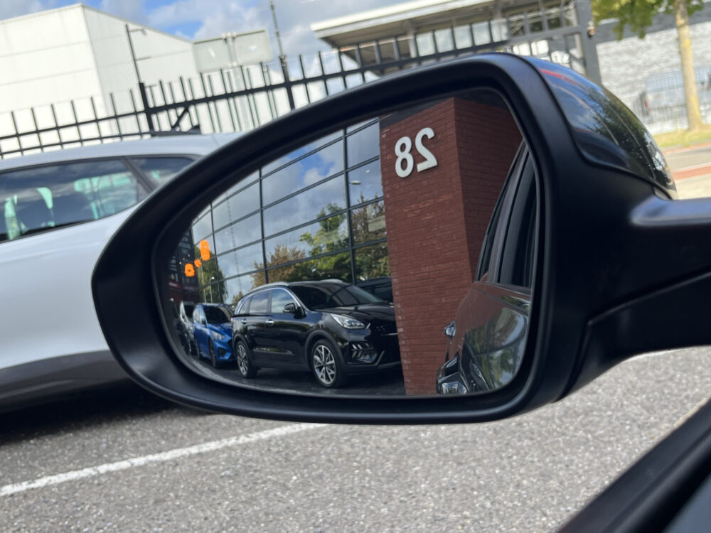 Kia Ceed Sportswagon 1.6 GDI PHEV ExecutiveLine // SCHUIF-KANTELDAK // LEDER+ELEK.STOELEN // ELEK. ACHTERKLEP // ADAPT. CRUISE // DODEHOEK // STOELVE 22