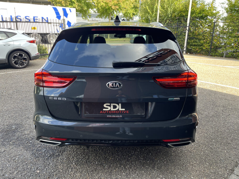 Kia Ceed Sportswagon 1.6 GDI PHEV ExecutiveLine // SCHUIF-KANTELDAK // LEDER+ELEK.STOELEN // ELEK. ACHTERKLEP // ADAPT. CRUISE // DODEHOEK // STOELVE 4