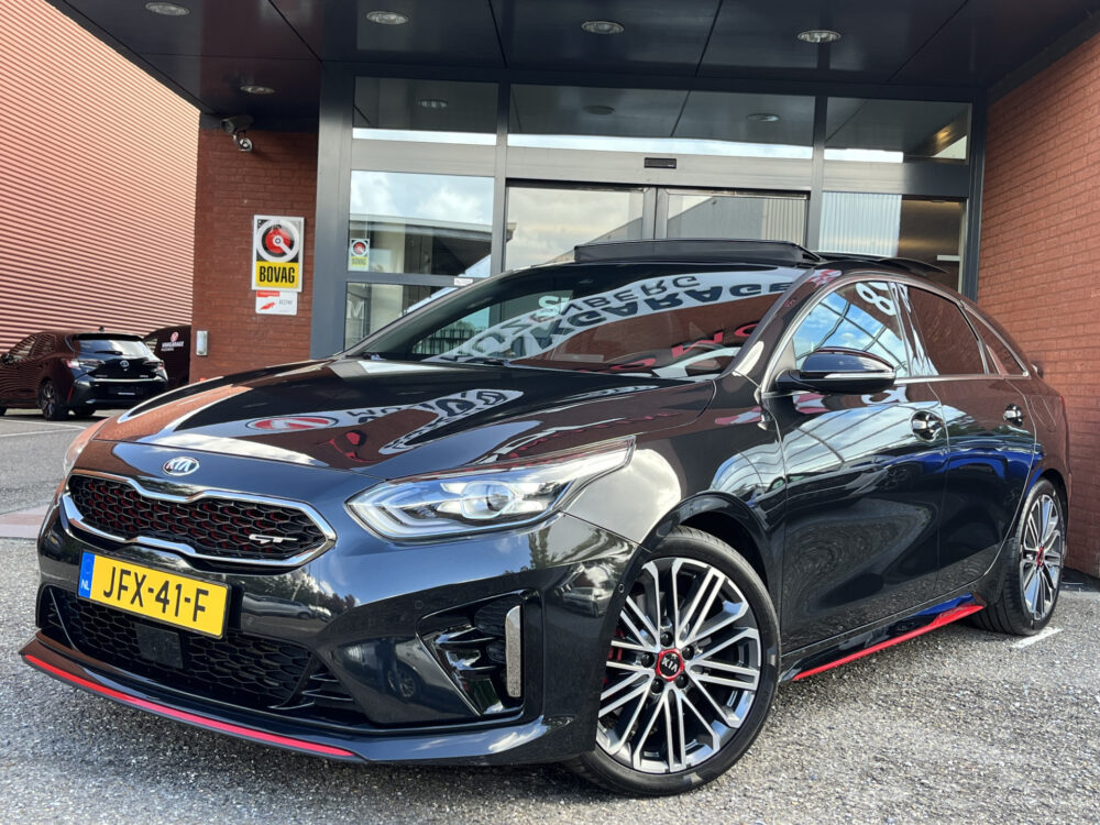 Kia ProCeed 1.6 T-GDI GT 204PK!! // SCHUIF-KANTELDAK // ADAPT. CRUISE // LEDER+ELEK. STOEL // JBL AUDIO // STUUR+STOELVERWARMING // KEYLESS  1