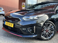 Kia ProCeed 1.6 T-GDI GT 204PK!! // SCHUIF-KANTELDAK // ADAPT. CRUISE // LEDER+ELEK. STOEL // JBL AUDIO // STUUR+STOELVERWARMING // KEYLESS  47