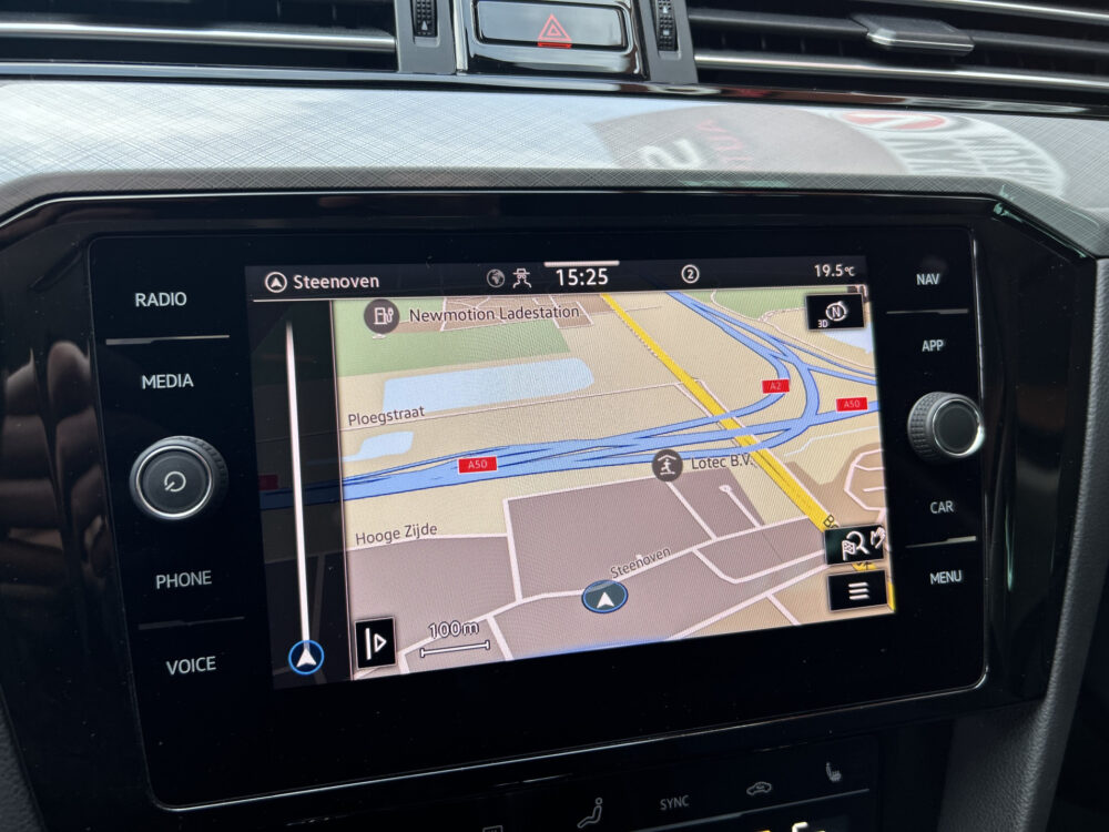 Volkswagen Passat Variant 1.4 TSI PHEV GTE Business // LED // ADAP. CRUISE // NAVI + CARPLAY // CAMERA // PDC V+A // MASSAGE STOEL 14