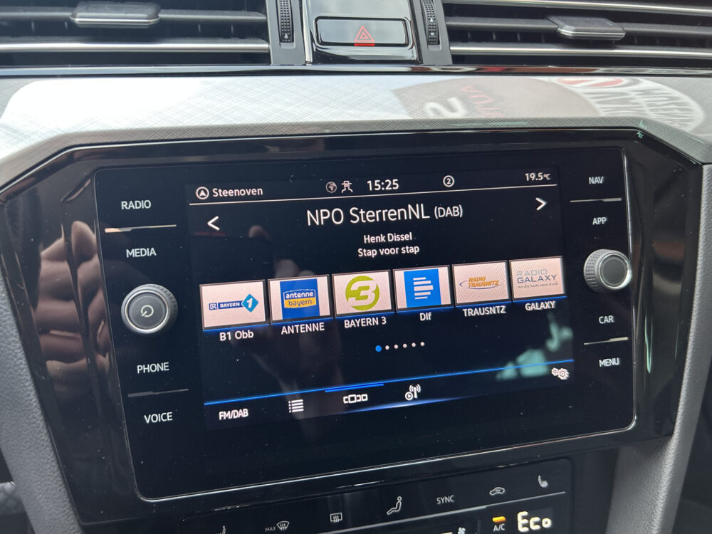 Volkswagen Passat Variant 1.4 TSI PHEV GTE Business // LED // ADAP. CRUISE // NAVI + CARPLAY // CAMERA // PDC V+A // MASSAGE STOEL 17