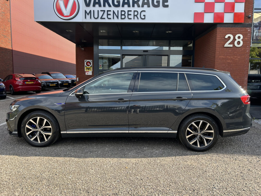 Volkswagen Passat Variant 1.4 TSI PHEV GTE Business // LED // ADAP. CRUISE // NAVI + CARPLAY // CAMERA // PDC V+A // MASSAGE STOEL 3