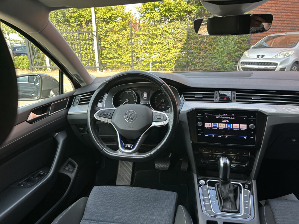 Volkswagen Passat Variant 1.4 TSI PHEV GTE Business // LED // ADAP. CRUISE // NAVI + CARPLAY // CAMERA // PDC V+A // MASSAGE STOEL 7