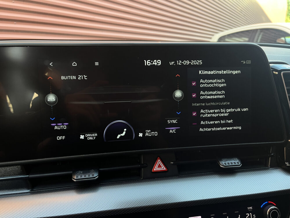 Kia Sportage 1.6 T-GDi Plug-in Hybrid 30.000KM!!!! AWD DynamicPlusLine //PHEV// ADAPT. CRUISE // HALF LEDER // CAMERA+SENSOREN // STUUR+STOEL 32