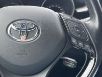 Toyota C-HR 1.8 Hybrid Bi-Tone // NAVI // CAMERA // DODENHOEK SENSOR // TREKHAAK // ADAPTIVE CRUISE // 39