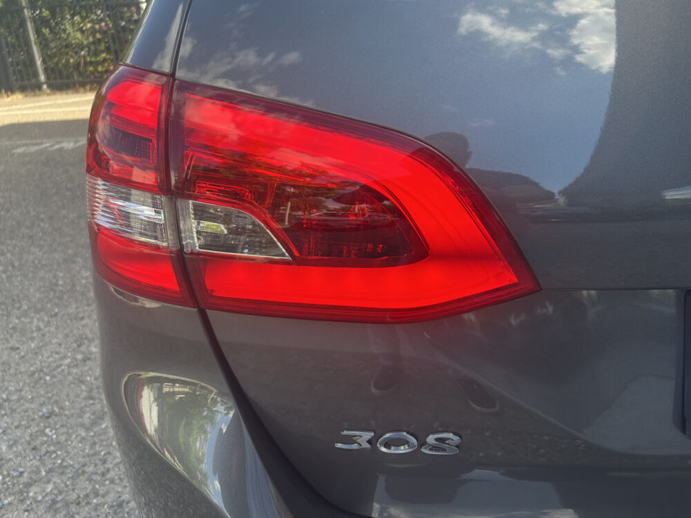 Peugeot 308 SW 1.2 PureTech Blue Lease Allure // NAVI // CAMERA // CRUISE // CLIMA // TREKHAAK!! 27