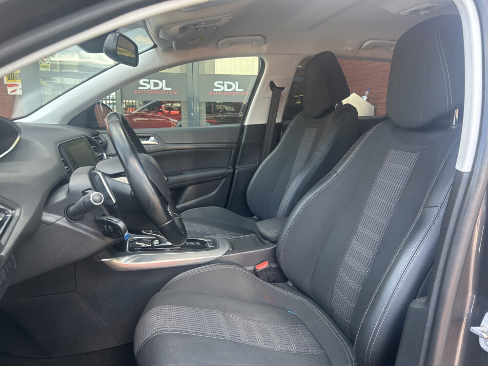 Peugeot 308 SW 1.2 PureTech Blue Lease Allure // NAVI // CAMERA // CRUISE // CLIMA // TREKHAAK!! 8