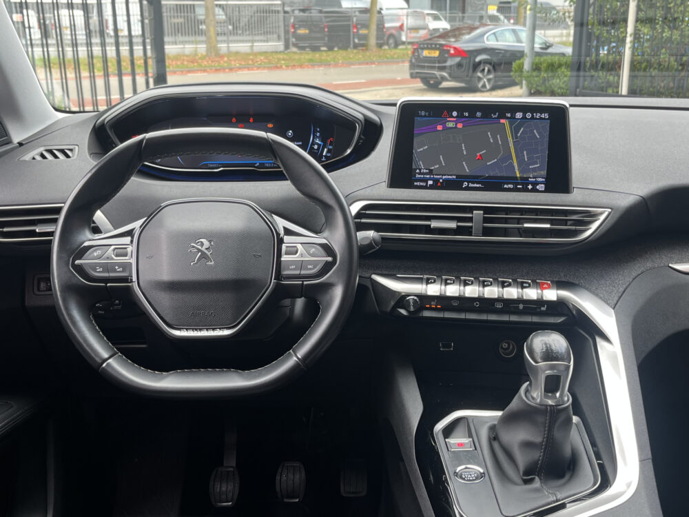 Peugeot 3008 1.2 PureTech Allure // NAVI + CARPLAY // PANO/SCHUIFKANTELDAK // LED // CAMERA // PDC V+A // KEYLESS 14