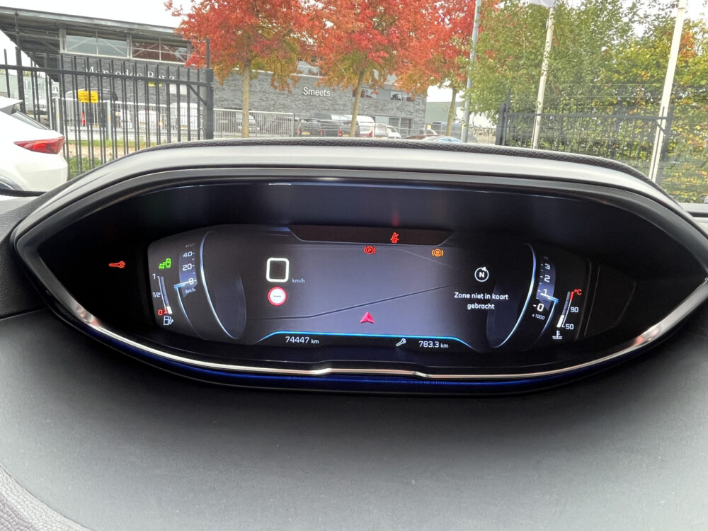 Peugeot 3008 1.2 PureTech Allure // NAVI + CARPLAY // PANO/SCHUIFKANTELDAK // LED // CAMERA // PDC V+A // KEYLESS 25