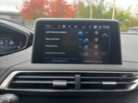 Peugeot 3008 1.2 PureTech Allure // NAVI + CARPLAY // PANO/SCHUIFKANTELDAK // LED // CAMERA // PDC V+A // KEYLESS 57
