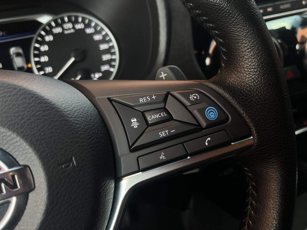 Nissan Juke 1.0 DIG-T N-Design // ADAPT. CRUISE // BOSE AUDIO // LEDER-ALCANTARA // 360 CAMERA // DODEHOEK // NAVI+CARPLAY // KEYLESS // 21