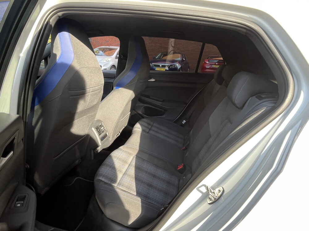 Volkswagen Golf 1.4 eHybrid GTE // FULL LED // NAVI + CARPLAY // STOEL + STUURWIELVERWARMING // ADAPTIV. CRUISE 11