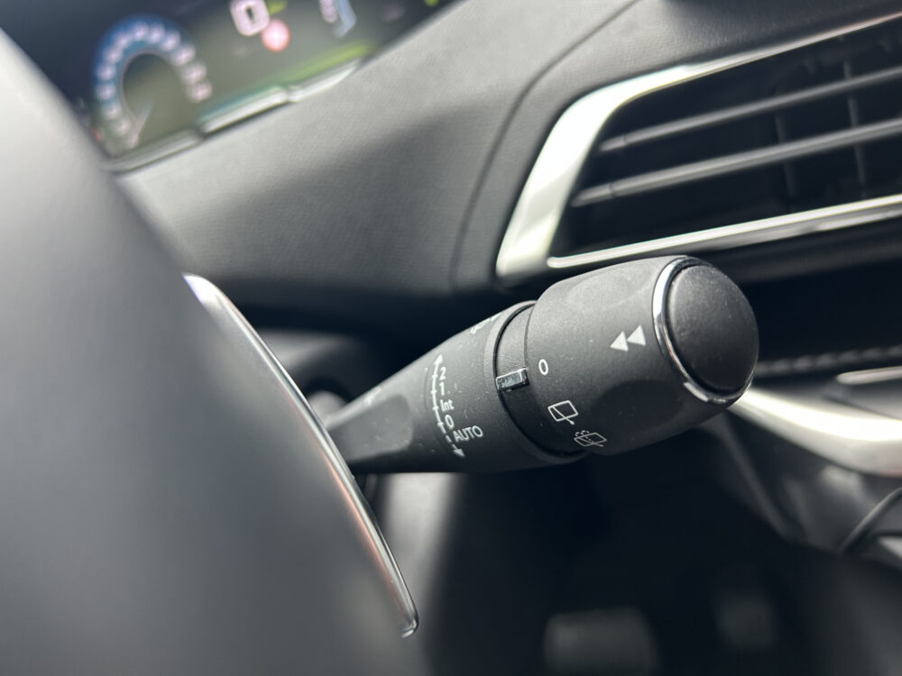 Peugeot 3008 1.6 HYbrid 225 Allure 1e Eigenaar / 33.000 KM!! // NAVI // CLIMA // CRUISE // STOELVERWARMING // TREKHAAK // 13
