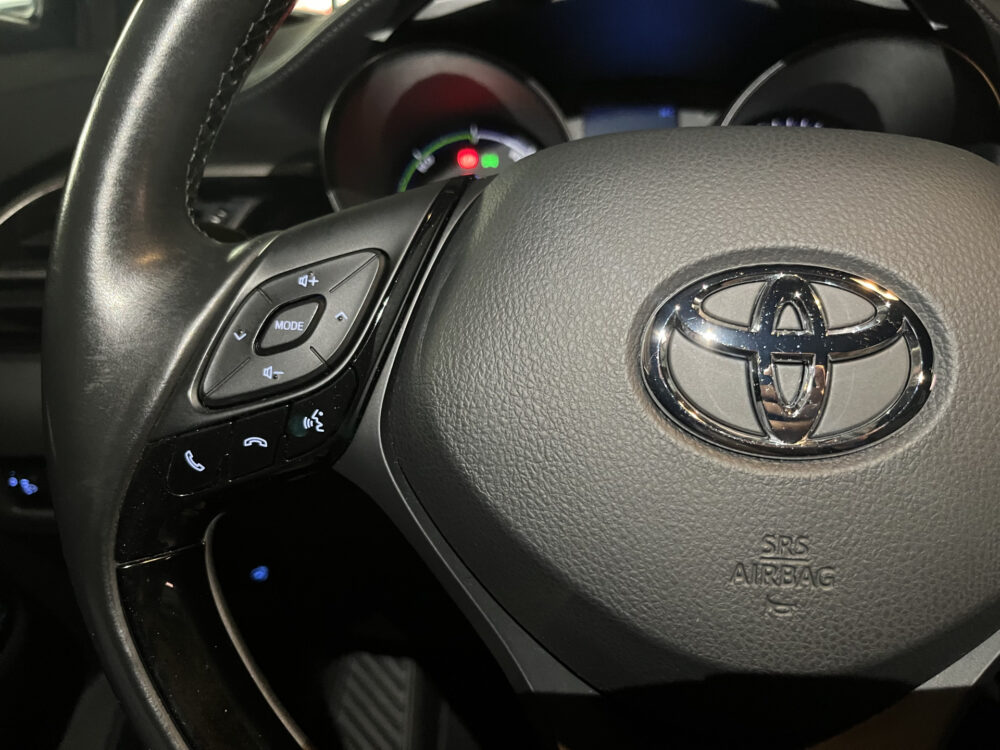 Toyota C-HR 1.8 Hybrid Style // DODEHOEK // KEYLESS // CAMERA+SENSOREN // ADAPT. CRUISE // Intelligent Park Assist // TREKHAAK // 14