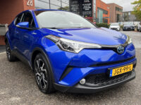 Toyota C-HR 1.8 Hybrid Style // DODEHOEK // KEYLESS // CAMERA+SENSOREN // ADAPT. CRUISE // Intelligent Park Assist // TREKHAAK // 35