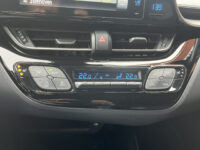 Toyota C-HR 1.8 Hybrid Style // DODEHOEK // KEYLESS // CAMERA+SENSOREN // ADAPT. CRUISE // Intelligent Park Assist // TREKHAAK // 55