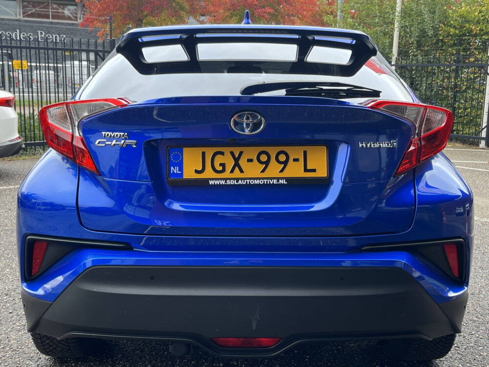 Toyota C-HR 1.8 Hybrid Style // DODEHOEK // KEYLESS // CAMERA+SENSOREN // ADAPT. CRUISE // Intelligent Park Assist // TREKHAAK // 6