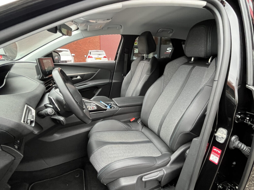 Peugeot 3008 1.6 HYbrid 225 Allure 1e Eigenaar / 29.000 KM!! // DODEHOEK // KEYLESS // CAMERA+SENSOREN // STOELVERWARMING // AFN. TREKHAAK // 11