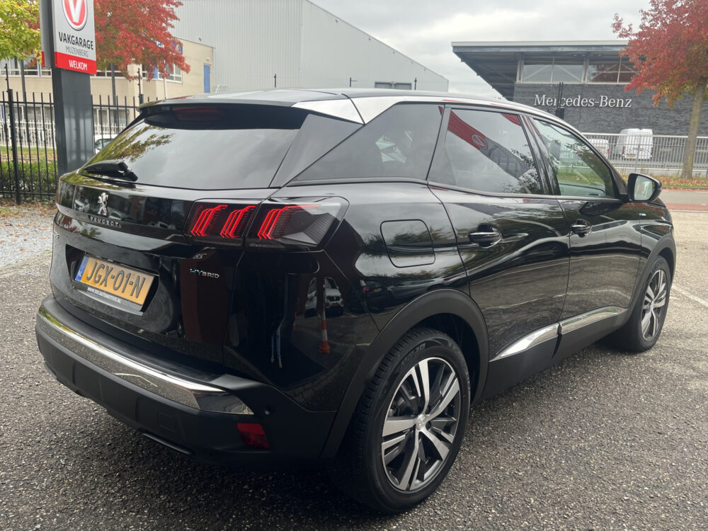 Peugeot 3008 1.6 HYbrid 225 Allure 1e Eigenaar / 29.000 KM!! // DODEHOEK // KEYLESS // CAMERA+SENSOREN // STOELVERWARMING // AFN. TREKHAAK // 3