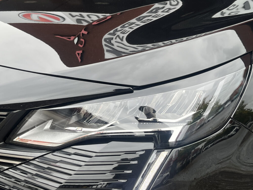 Peugeot 3008 1.6 HYbrid 225 Allure 1e Eigenaar / 29.000 KM!! // DODEHOEK // KEYLESS // CAMERA+SENSOREN // STOELVERWARMING // AFN. TREKHAAK // 9