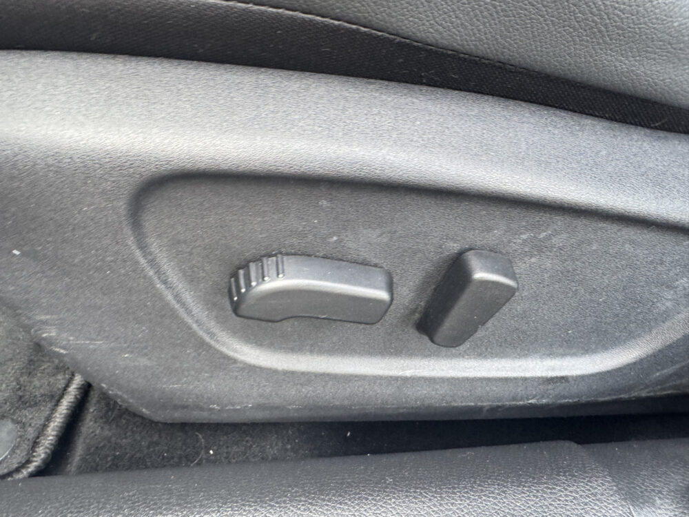 Nissan QASHQAI 1.3 DIG-T Tekna // FULL LED // LEDER // PANO-DAK // ELEK. STOEL // NAVI + CARPLAY // 360 CAMERA // PDC V+A 10