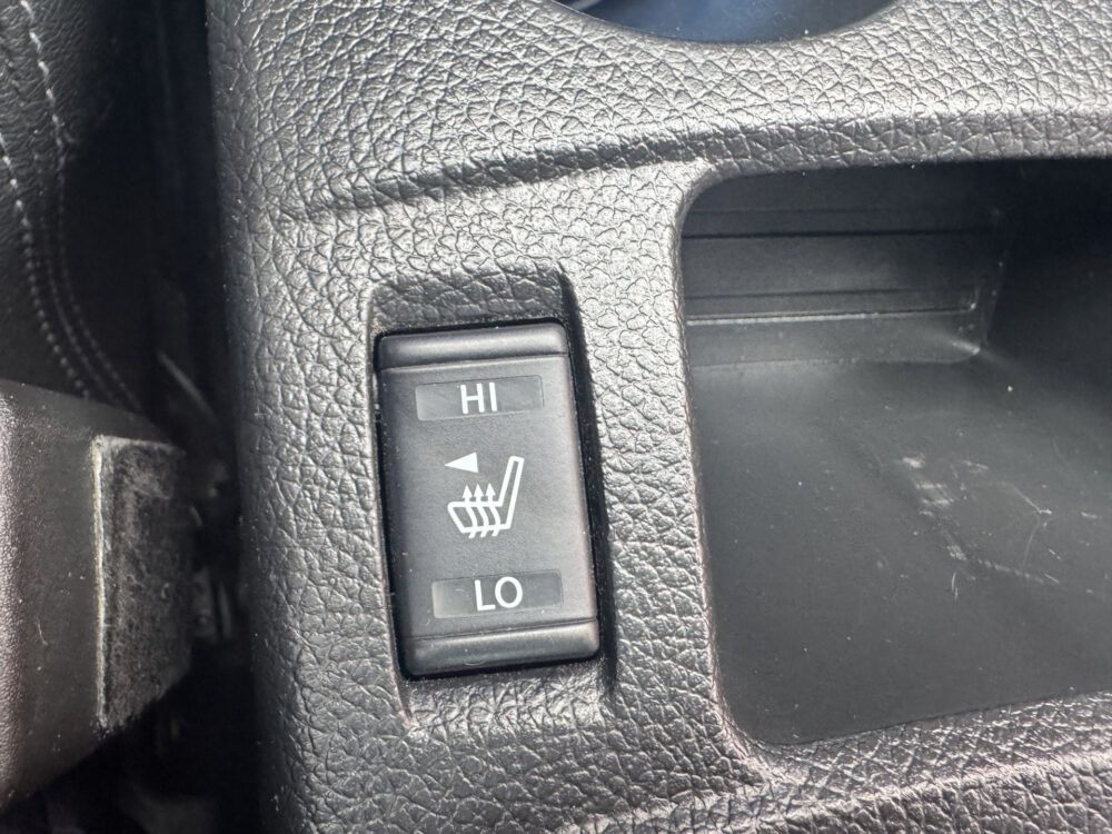 Nissan QASHQAI 1.3 DIG-T Tekna // FULL LED // LEDER // PANO-DAK // ELEK. STOEL // NAVI + CARPLAY // 360 CAMERA // PDC V+A 23