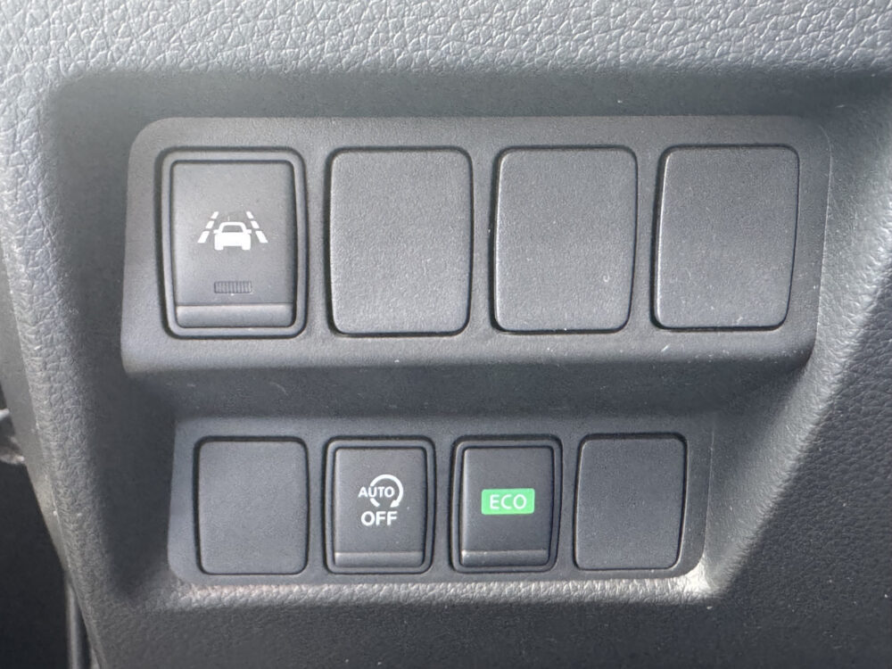 Nissan QASHQAI 1.3 DIG-T Tekna // FULL LED // LEDER // PANO-DAK // ELEK. STOEL // NAVI + CARPLAY // 360 CAMERA // PDC V+A 27