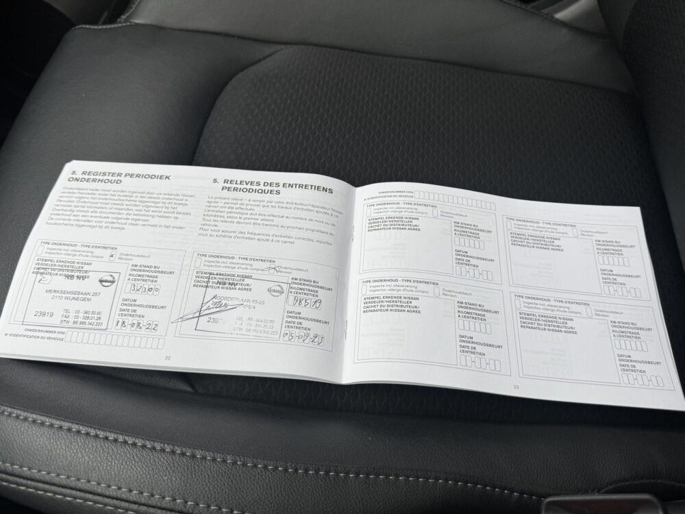 Nissan QASHQAI 1.3 DIG-T Tekna // FULL LED // LEDER // PANO-DAK // ELEK. STOEL // NAVI + CARPLAY // 360 CAMERA // PDC V+A 32