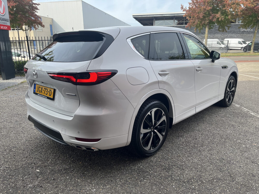 Mazda CX-60 2.5 e-SkyActiv PHEV Takumi // FULL OPTIONS // SCHUIF-KANTELDAK // ELEK.KLEP // ADAPT. CRUISE // LEDER+GEHEUGEN STOELEN // STOELV 7