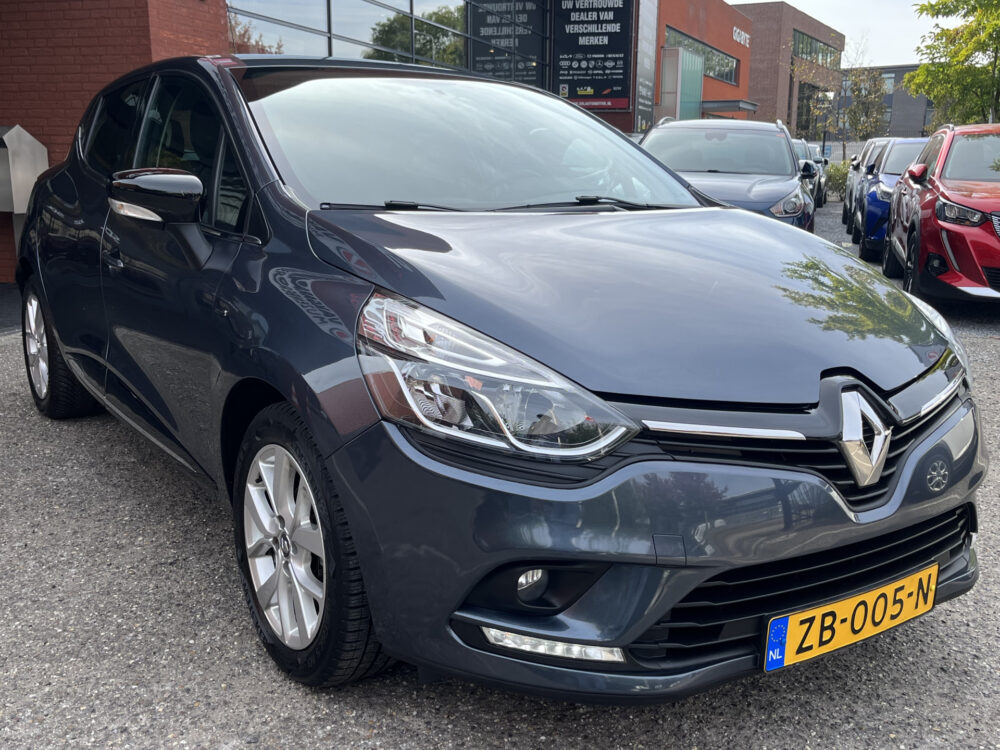 Renault Clio 0.9 TCe Limited // NAVI // PDC // AIRCO // KEY LESS ENTRY // CRUISE // BLUETOOTH // 2