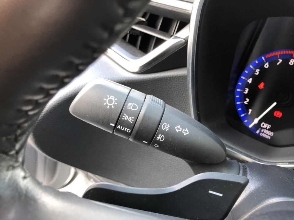 Toyota Corolla Touring Sports 2.0 Hybrid Style // FULL LED // DODEHOEK // KEYLESS // ADAPT. CRUISE // CLIMA // PDC // STUUR+STOELVERWARMING // 21