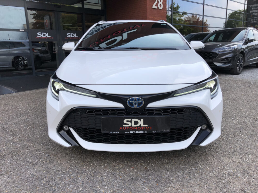 Toyota Corolla Touring Sports 2.0 Hybrid Style // FULL LED // DODEHOEK // KEYLESS // ADAPT. CRUISE // CLIMA // PDC // STUUR+STOELVERWARMING // 8