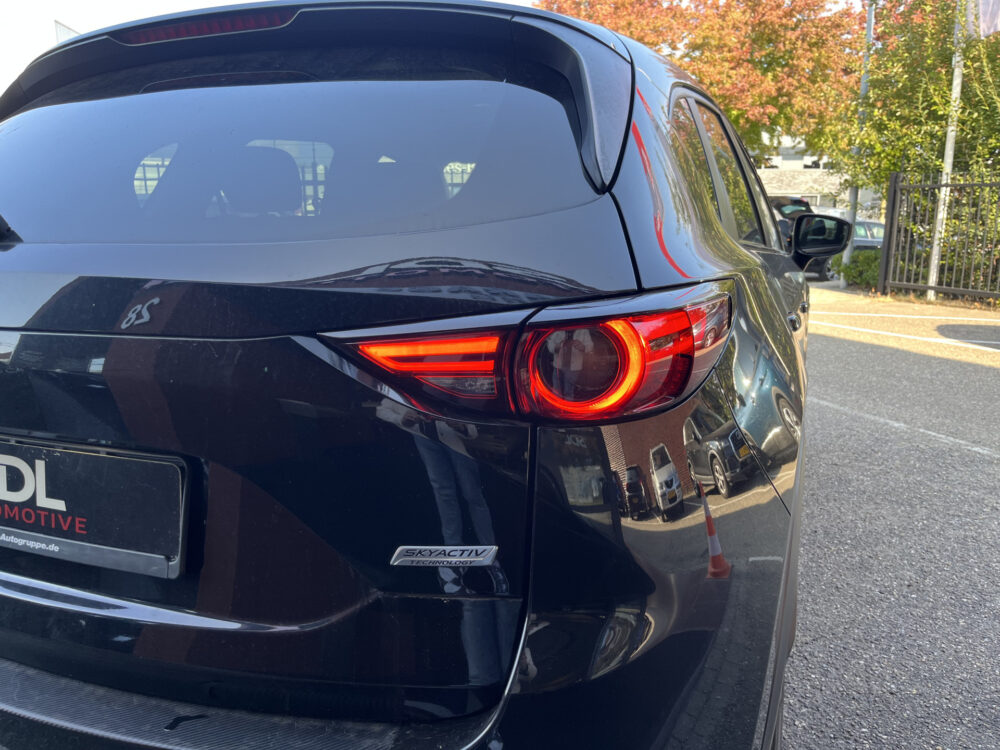 Mazda CX-5 2.0 SkyActiv-G 165 Luxury // FULL LED // 360 CAMERA+SENSOREN // HUD DISPLAY // DODEHOEK // NAVI // STUUR+STOELVERWARMING // ELEK 11