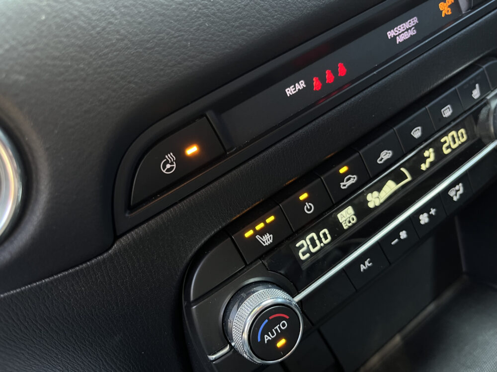 Mazda CX-5 2.0 SkyActiv-G 165 Luxury // FULL LED // 360 CAMERA+SENSOREN // HUD DISPLAY // DODEHOEK // NAVI // STUUR+STOELVERWARMING // ELEK 29