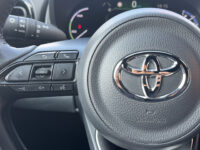 Toyota Yaris Cross 1.5 Hybrid Dynamic // NAVI // CAMERA // ADAPTIVE CRUISE // CLIMA // LICHT METALEN VELGEN 37