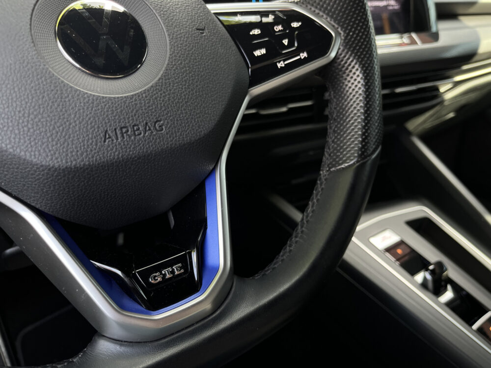 Volkswagen Golf 1.4 eHybrid GTE // VIRTUAL COCKPIT // NAVI+CARPLAY // PDC V+A // FULL LED // CLIMA // 20