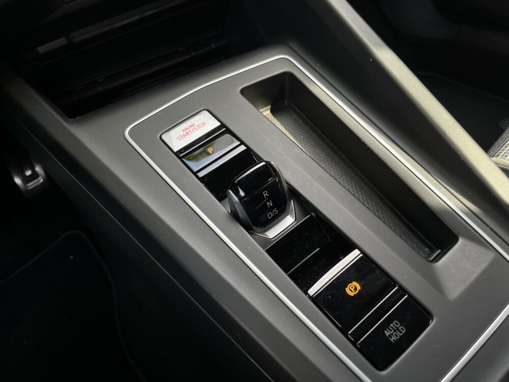 Volkswagen Golf 1.4 eHybrid GTE // VIRTUAL COCKPIT // NAVI+CARPLAY // PDC V+A // FULL LED // CLIMA // 22