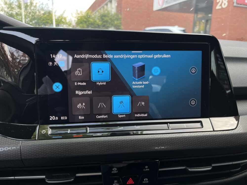 Volkswagen Golf 1.4 eHybrid GTE // VIRTUAL COCKPIT // NAVI+CARPLAY // PDC V+A // FULL LED // CLIMA // 29