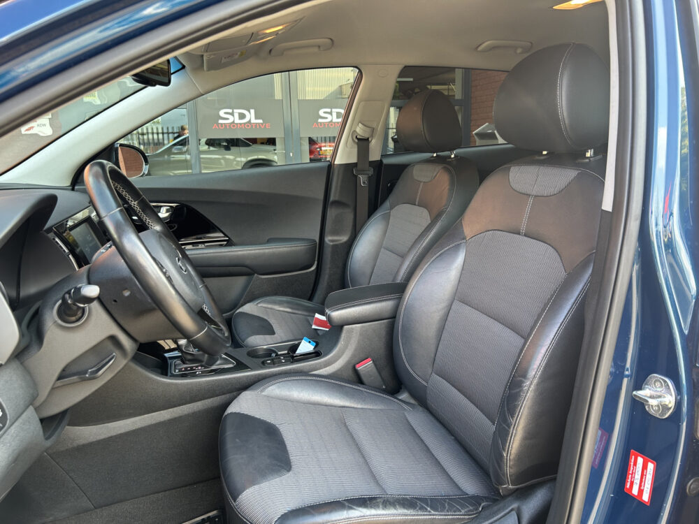 Kia Niro 1.6 GDi Hybrid DynamicPlusLine // NAVI + CARPLAY // FULL LED // ADAPTIV CRUISE // KEYLESS // PDC // STOEL + STUURWIELVERWARMING 8