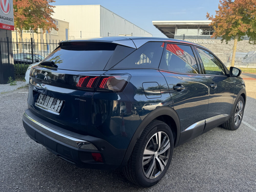 Peugeot 3008 1.6 HYbrid 225 Allure 1e eigenaar // 26.000 KM!! // NAVI // CLIMA // CRUISE // STOELVERWARMING // DAB RADIO // 3