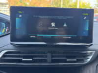 Peugeot 3008 1.6 HYbrid 225 Allure 1e eigenaar // 26.000 KM!! // NAVI // CLIMA // CRUISE // STOELVERWARMING // DAB RADIO // 46