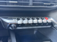 Peugeot 3008 1.6 HYbrid 225 Allure 1e eigenaar // 26.000 KM!! // NAVI // CLIMA // CRUISE // STOELVERWARMING // DAB RADIO // 51