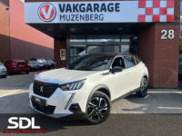 Peugeot 2008 1.2 PureTech GT-Line // SCHUIF-KANTELDAK // FULL LED // LEDER // ELEK.STOELEN+MEMORY // NAVI+CARPLAY // CAMERA // 3D COCKPIT // 36