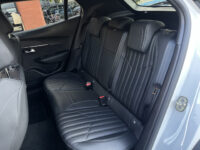 Peugeot 2008 1.2 PureTech GT-Line // SCHUIF-KANTELDAK // FULL LED // LEDER // ELEK.STOELEN+MEMORY // NAVI+CARPLAY // CAMERA // 3D COCKPIT // 53