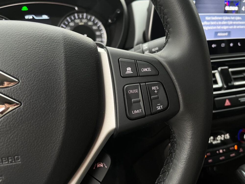 Suzuki S-Cross 1.5 Hybrid Style // FULL LED // NAVI + CARPLAY // 360 CAMERA // ADAPTIV CRUISE // PDC V+A 12