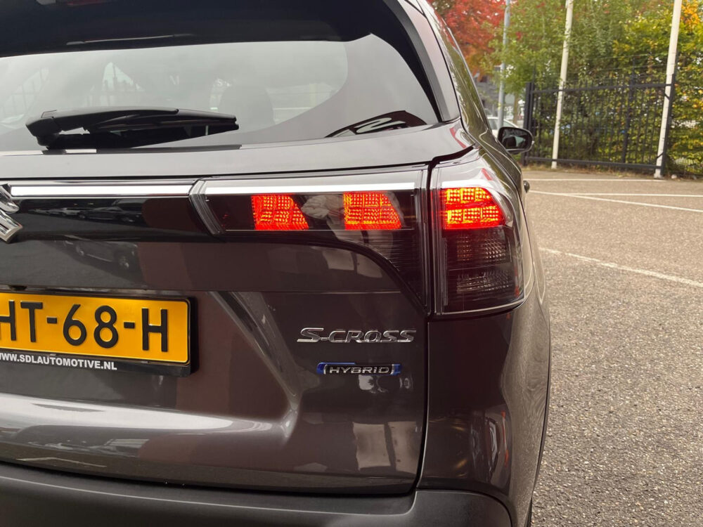Suzuki S-Cross 1.5 Hybrid Style // FULL LED // NAVI + CARPLAY // 360 CAMERA // ADAPTIV CRUISE // PDC V+A 29