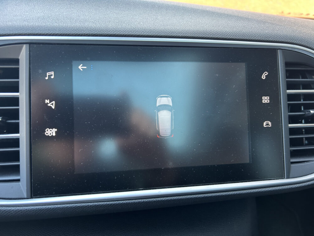 Peugeot 308 1.2 PureTech Blue Lease Executive PERFECT ONDERHOUDEN!! // NAVI + CARPLAY // PANO-DAK // CLIMA // PDC V+A // TREKHAAK!! 19
